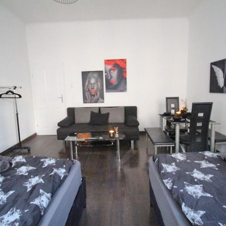 23Sam Apartment Vienna 23 Malfattigasse ภายนอก รูปภาพ