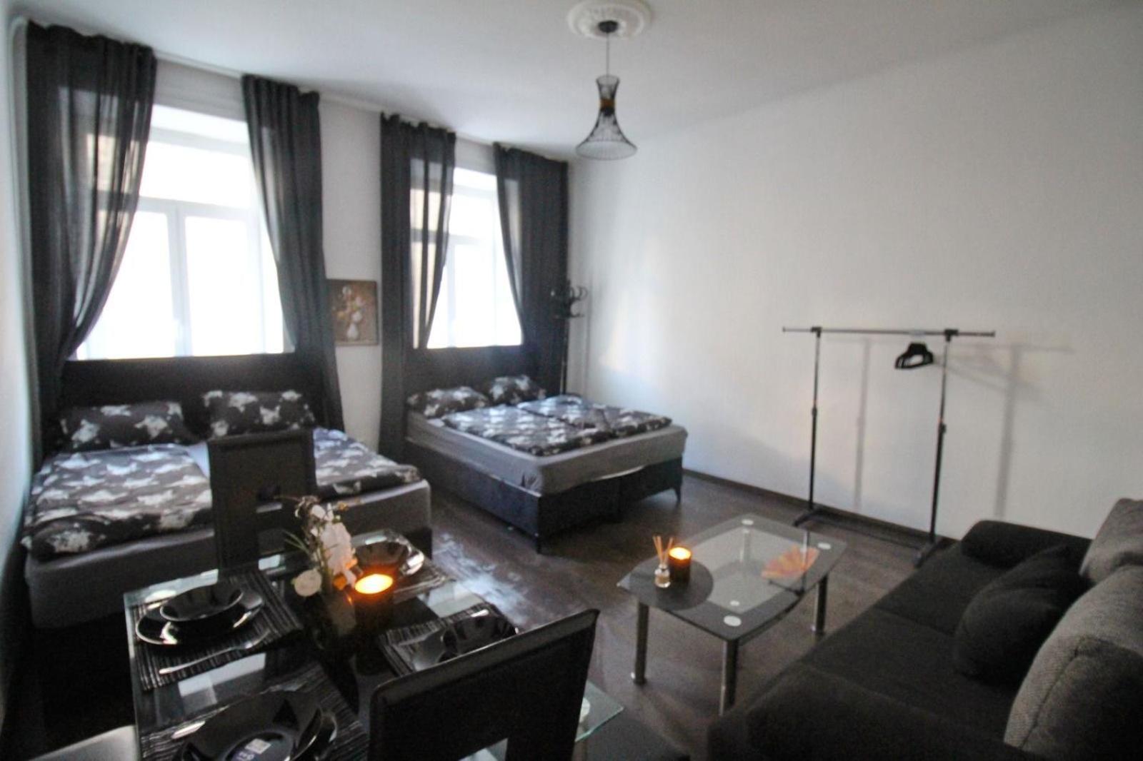 23Sam Apartment Vienna 23 Malfattigasse ภายนอก รูปภาพ