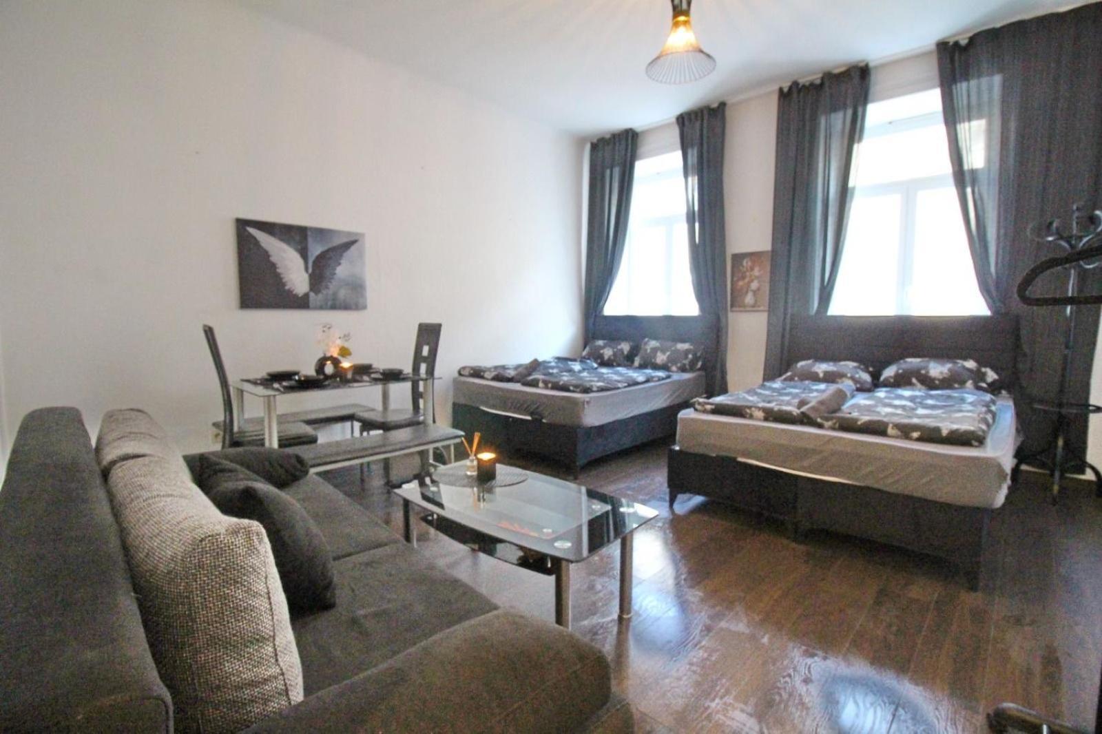 23Sam Apartment Vienna 23 Malfattigasse ภายนอก รูปภาพ