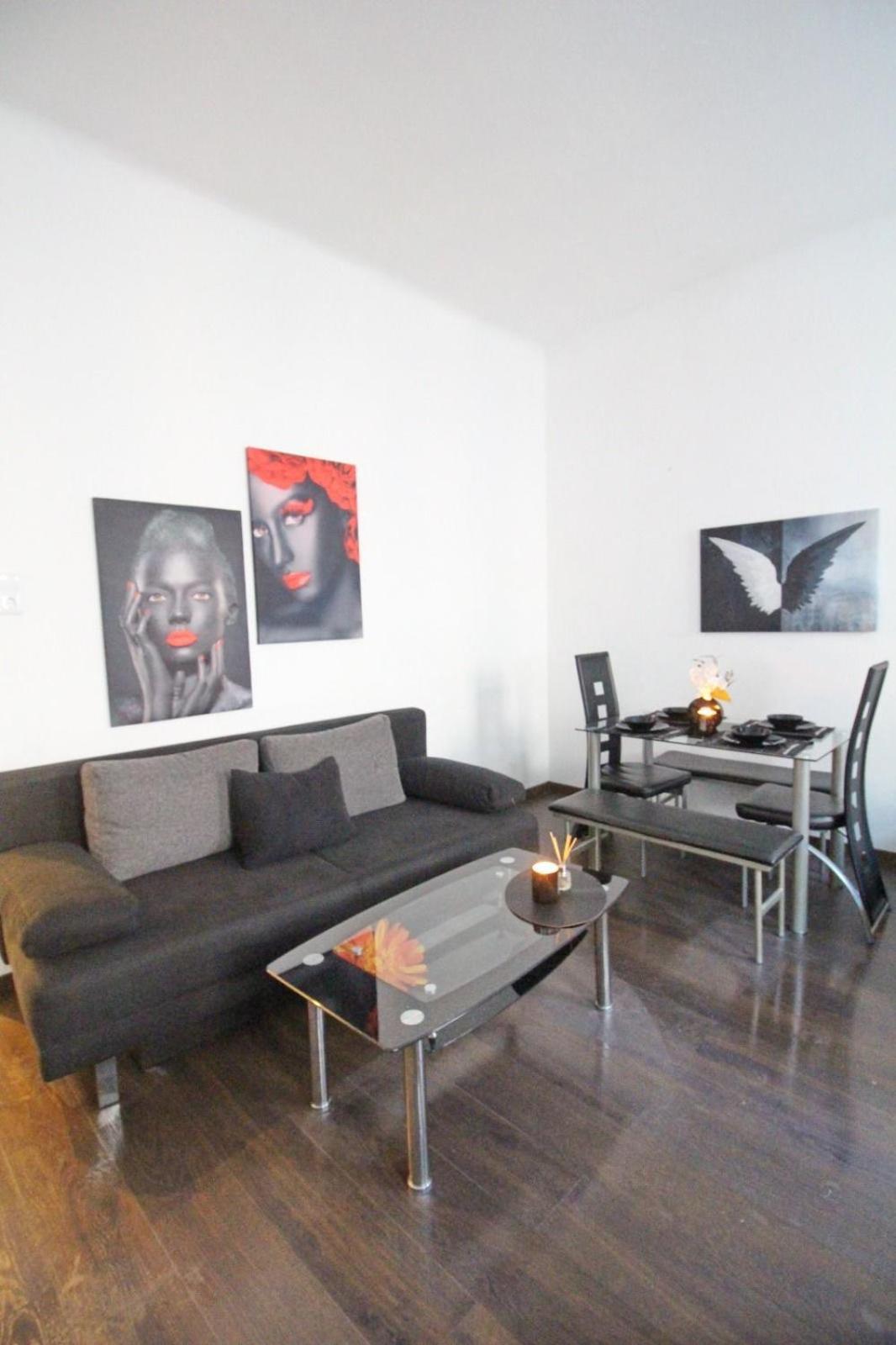 23Sam Apartment Vienna 23 Malfattigasse ภายนอก รูปภาพ